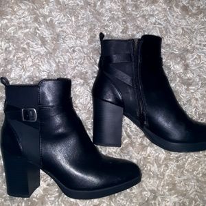 White Mountain Women's Boots